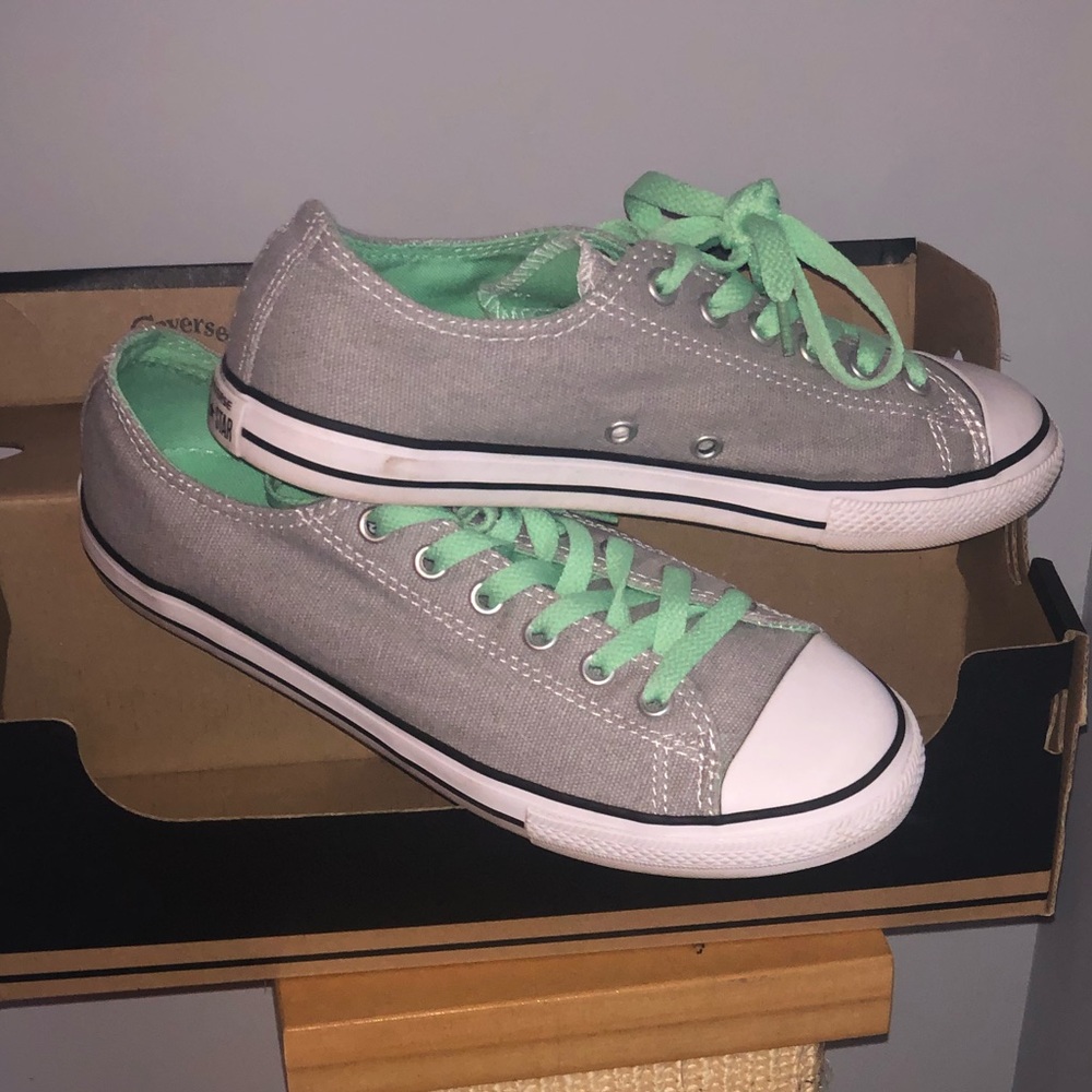EUC Girls Size 5 Teal Grey Converse - Picture 7 of 7